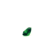 Load image into Gallery viewer, Tsavorite Kenya 2.61 carat
