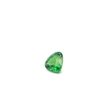 Load image into Gallery viewer, Tsavorite Kenya  2.29 carat
