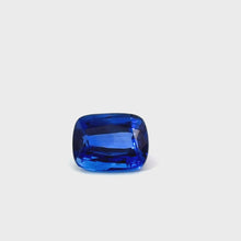 Load and play video in Gallery viewer, Blue sapphire Ceylon 9.00 carat
