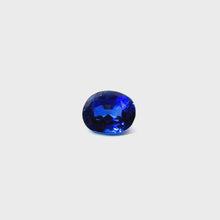 Load and play video in Gallery viewer, Blue sapphire Ceylon 6.98 carat
